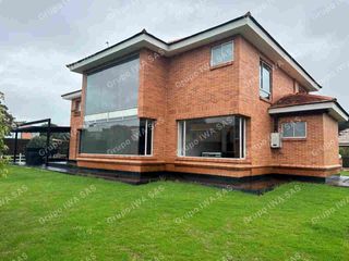 Foto 1 de Casa en venta San Simon La Tagua en Bogota