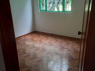 Foto 22 de Casa con 3 apartamentos independientes