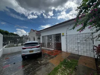 Foto 1 de ARRIENDO AMPLIA OFICINA EN EL BARRIO BELLAVISTA