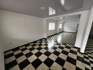 Foto 5 de ARRIENDO AMPLIA OFICINA EN EL BARRIO BELLAVISTA