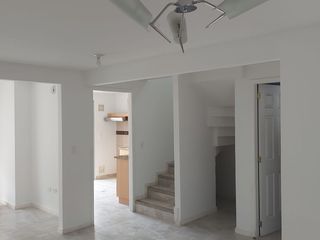 Foto 14 de POMASQUI CASA RENTA TRES DORMITORIOS CEmexpo
