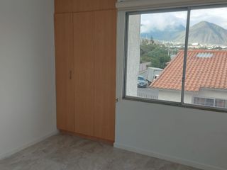 Foto 17 de POMASQUI CASA RENTA TRES DORMITORIOS CEmexpo