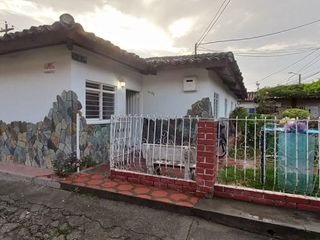 Foto 1 de SE VENDE CASA ESQUINERA DE 125M2 EN EL CERRITO VALLE