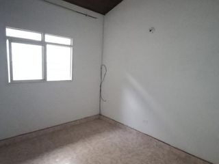 Foto 6 de SE VENDE CASA ESQUINERA DE 125M2 EN EL CERRITO VALLE