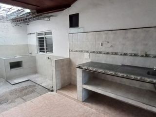 Foto 10 de SE VENDE CASA ESQUINERA DE 125M2 EN EL CERRITO VALLE