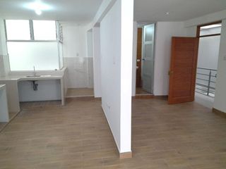 Foto 2 de VENTA DE DEPARTAMENTO EN LARRY JHONSON CAJAMARCA 2DO PISO EXTERIOR