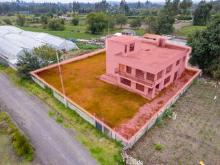 Foto 32 de PROPIEDAD EN VENTA - 859MTS - LATACUNGA