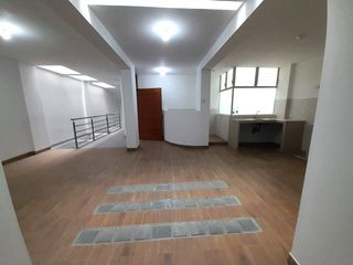 Foto 1 de VENTA DE DEPARTAMENTO EN LARRY JHONSON EN CAJAMARCA 2DO PISO INTERIOR