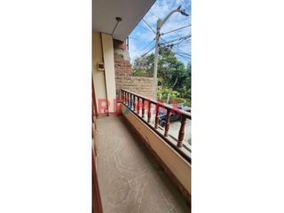 Foto 16 de Venta De Amplio Departamento En Urb. Santa Teresa De Ávila – 133M² | $63,000