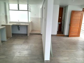 Foto 3 de VENTA DE DEPARTAMENTO EN CAJAMARCA LARRY JHONSON 3ER PISO EXTERIOR