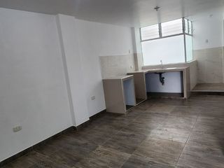 Foto 8 de VENTA DE DEPARTAMENTO EN CAJAMARCA LARRY JHONSON 3ER PISO EXTERIOR