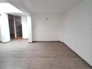 Foto 18 de VENTA DE DEPARTAMENTO EN CAJAMARCA LARRY JHONSON 3ER PISO INTERIOR