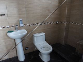 Foto 4 de 🏢 ¡ATENCIÓN INVERSIONISTAS!  VENTA DE MODERNO EDIFICIO DE 3 PISOS EN LOS OLIVOS 🏢