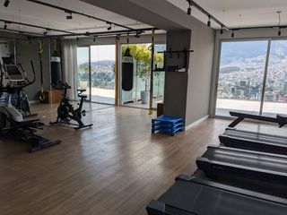 Foto 44 de SUITE AMOBLADA DE RENTA GONZALEZ SUAREZ  EN EDIFICIO DE LUJO OH RESIDENCE