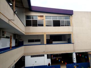 Foto 4 de Alquiler o Venta edificacion comercial Norte de Guayaquil, varios ambientes, salon,patios.