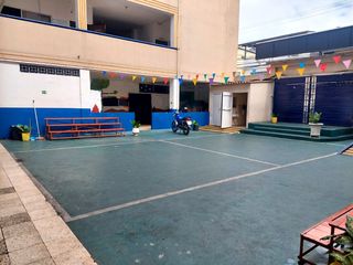 Foto 5 de Alquiler o Venta edificacion comercial Norte de Guayaquil, varios ambientes, salon,patios.