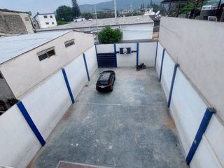 Foto 9 de Alquiler o Venta edificacion comercial Norte de Guayaquil, varios ambientes, salon,patios.