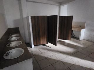 Foto 18 de Alquiler o Venta edificacion comercial Norte de Guayaquil, varios ambientes, salon,patios.