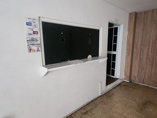 Foto 19 de Alquiler o Venta edificacion comercial Norte de Guayaquil, varios ambientes, salon,patios.
