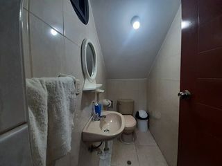Foto 7 de SE VENDE AMPLIA CASA DE 2 PISOS EN VILLA POETA JOSE GALVEZ