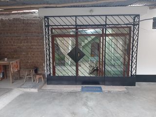 Foto 17 de SE VENDE AMPLIA CASA DE 2 PISOS EN VILLA POETA JOSE GALVEZ