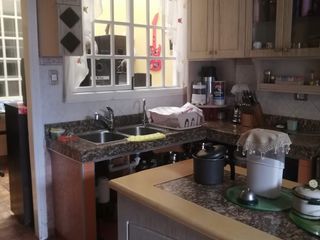Foto 5 de Hermosa Residencia en urb. Santa Victoria