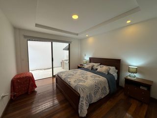 Foto 6 de Casa Semi Amueblada con 3 dormitorios en exclusiva Zona de Cuenca [Condominio Cerrado]