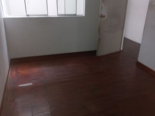 Foto 8 de Alquilo Local Comercial Remodelado - Comercio Zonal - Av Canada cdra 39 S/ 4,500 primer piso - precio negociable