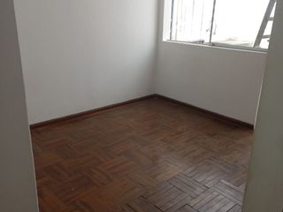 Foto 25 de Alquilo Local Comercial Remodelado - Comercio Zonal - Av Canada cdra 39 S/ 4,500 primer piso - precio negociable