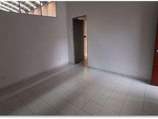 Foto 13 de Excelente bodega para renta ubicada en Funza