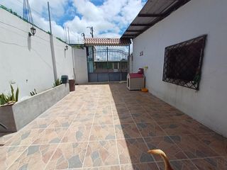 Foto 2 de SE VENDE DE OPORTUNIDAD, 2 CASAS SECTOR II NUEVA CONCORDIA – LA CONCORDIA – SANTO DOMINGO - ECUADOR