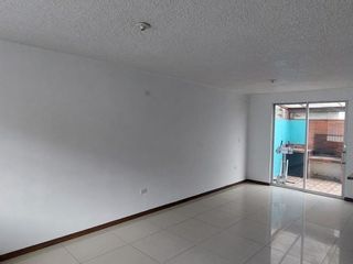 Foto 3 de Casa de venta en Calderón, sector dé San Camilo