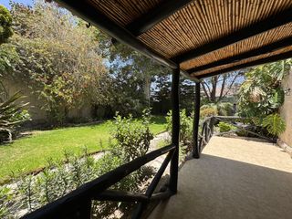 Foto 25 de Vendo Hermosa Casa Estilo Tradicional En La Av. Arancota A La Entrada De Tiabaya