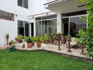 Foto 6 de ENCANTADORA CASA EN MIRAFLORES