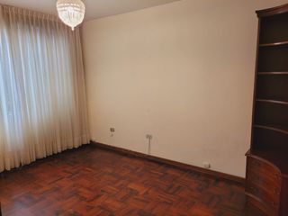 Foto 7 de ENCANTADORA CASA EN MIRAFLORES