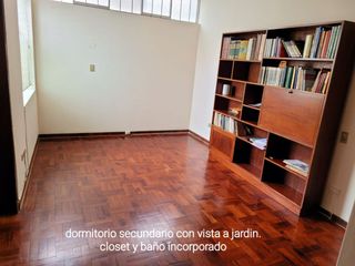 Foto 11 de ENCANTADORA CASA EN MIRAFLORES