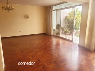 Foto 5 de ENCANTADORA CASA EN MIRAFLORES