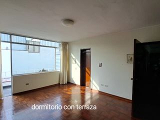 Foto 9 de ENCANTADORA CASA EN MIRAFLORES