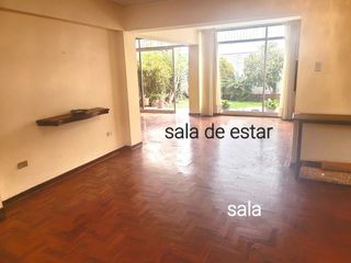 Foto 21 de ENCANTADORA CASA EN MIRAFLORES