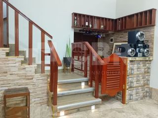 Foto 2 de VENTA CASA EN TARAPOTO
