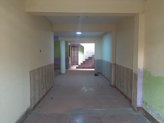 Foto 5 de SE VENDE CASA COMO TERRENO EN ZONA URBANA DE SAN JUAN DE LURIGANCHO