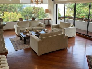 Foto 2 de CASA EN VENTA SECTOR MONTESERRÍN