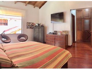 Foto 13 de CASA EN VENTA SECTOR MONTESERRÍN