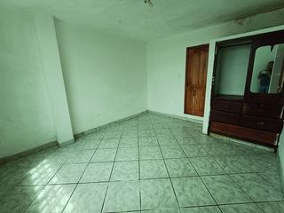 Foto 5 de SE VENDE CASA RENTERA DE OPORTUNIDAD 3 PLANTAS, LA CONCORDIA - SANTO DOMINGO - ECUADOR