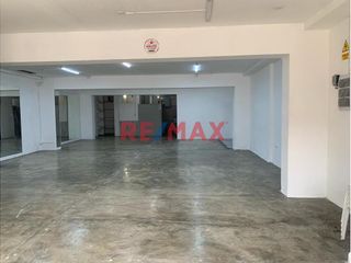 Foto 5 de Local Comercial En Alquiler - Los Olivos