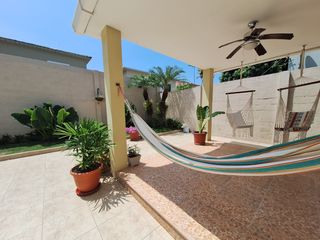 Foto 3 de Venta de Casa en Vía a la Costa, Urbanización Vía al Sol