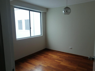 Foto 5 de VENTA TRIPLEX EN SURCO