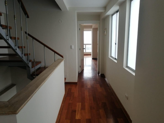 Foto 9 de VENTA TRIPLEX EN SURCO