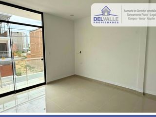 Foto 9 de VENTA Hermosa Casa - Miraflores Country Club.