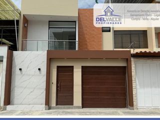 Foto 1 de VENTA Hermosa Casa - Miraflores Country Club.
